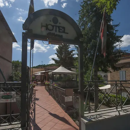 Athena سبوليتو