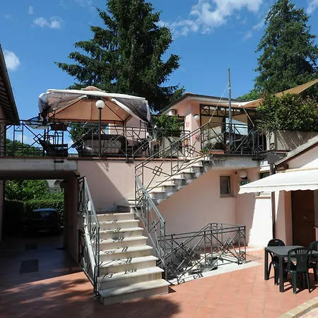 Athena سبوليتو