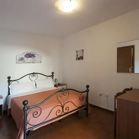 Athena Hotel 2*