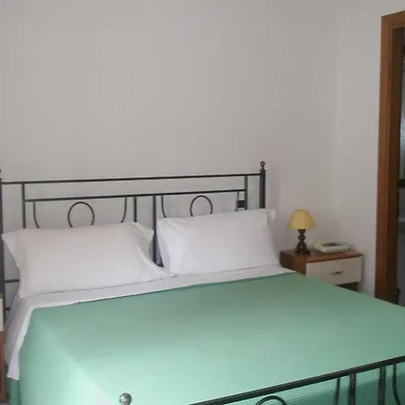 Athena 2* Spoleto