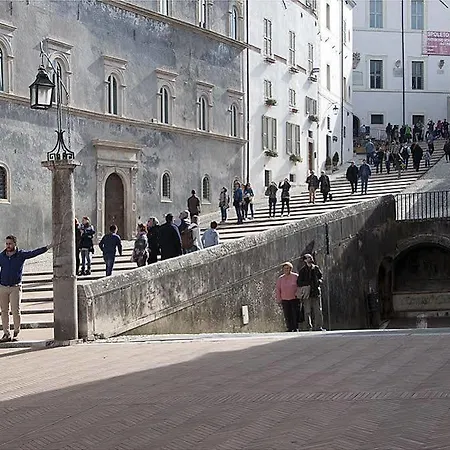 Athena سبوليتو